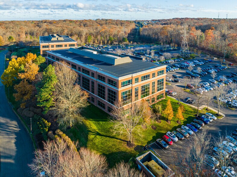 More Photos Of 8730 Stony Point Pky, Richmond Office For Lease