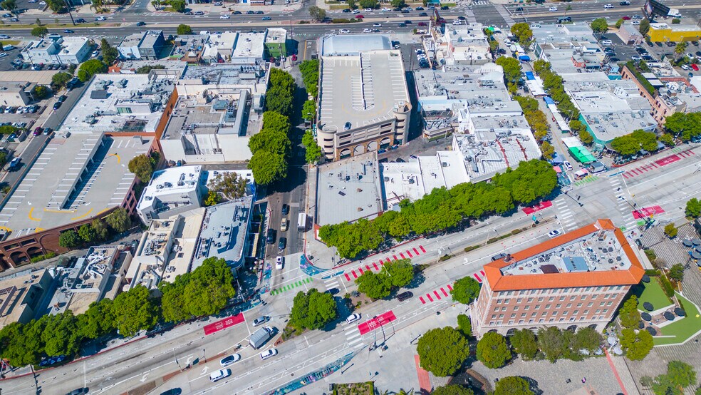 More Photos Of 9447-9453 Culver Blvd, Culver City Bank For Lease