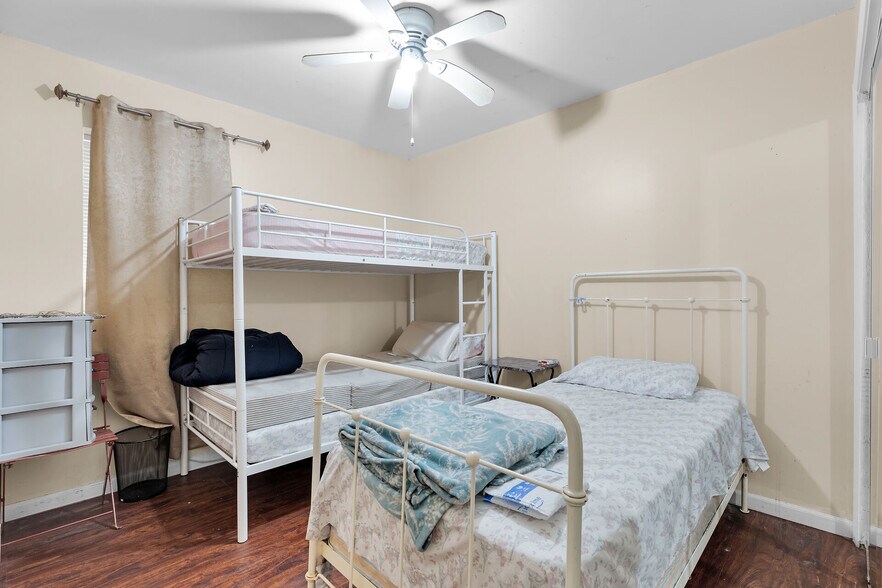 More Photos Of 912 Pohalski St, Key West Multifamily For Sale