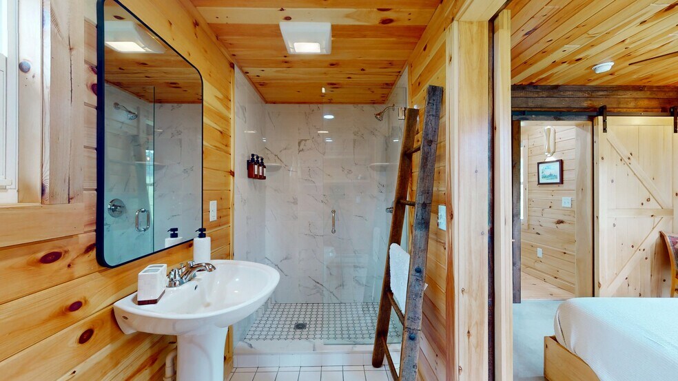 More Photos Of 284 Edgemont Rd, Moriah Hospitality For Sale