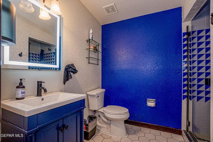 More Photos Of 1127 Wyoming Ave, El Paso Loft Creative Space For Sale