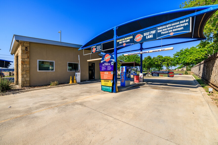 More Photos Of 516 Friendship Ln, Fredericksburg Carwash For Sale