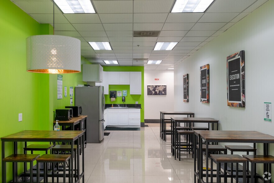 More Photos Of 900 Turnbull Canyon Rd, City Of Industry Warehouse For Lease