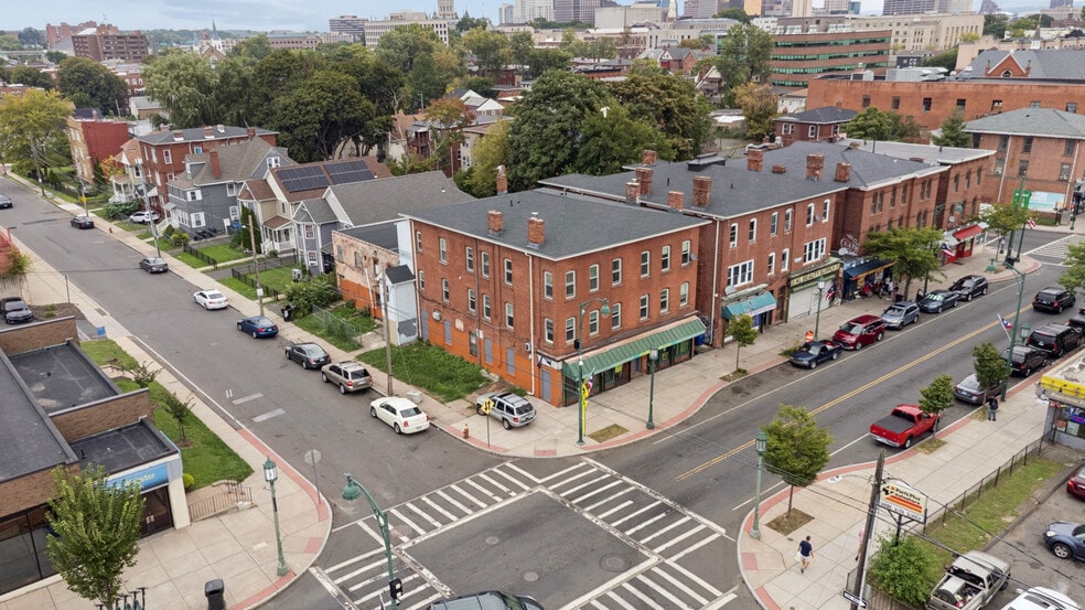More Photos Of 648-658 Park St, Hartford Apartments For Sale