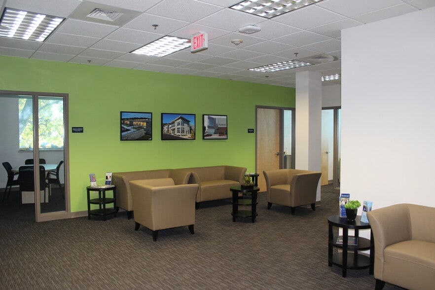 More Photos Of 171 Service Ave, Warwick Unknown For Lease