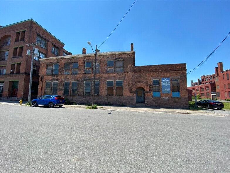 More Photos Of 9-13 Canal St, Rochester Manufacturing For Lease