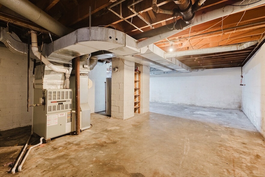 More Photos Of , Lexington Specialty For Sale