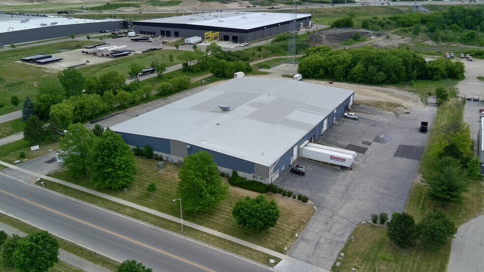 More Photos Of 3920 Kennedy Rd, Janesville Warehouse For Sale