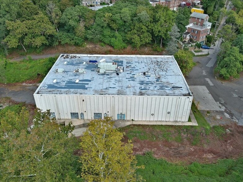 More Photos Of 4000 Bridge St, Drexel Hill Manufacturing For Lease