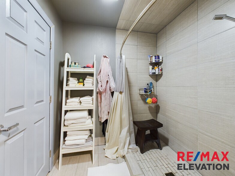 More Photos Of 1128 12th St, Cody Restaurant For Sale