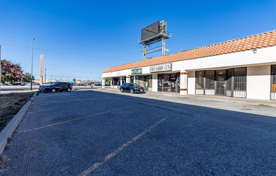 Primary Photo Of 9710 Montana Ave, El Paso General Retail For Sale