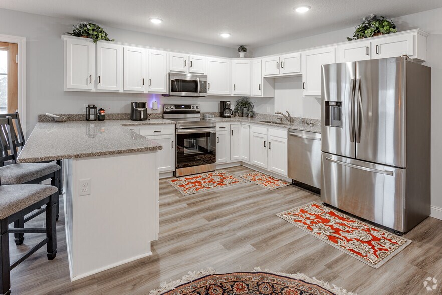 More Photos Of 2005 Frontage Rd N, Waite Park Apartments For Sale