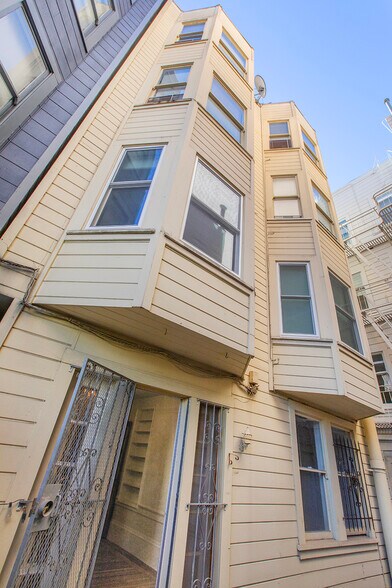 More Photos Of 1684 Washington St, San Francisco Apartments For Sale