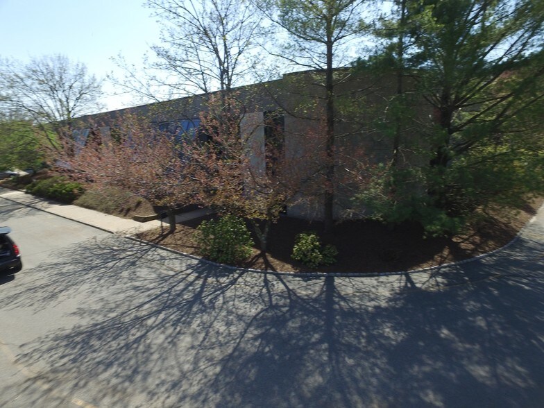 More Photos Of 111 Howard Blvd, Mount Arlington Office For Lease