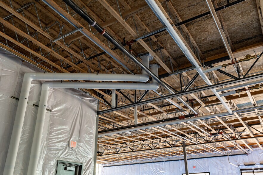 More Photos Of Eagle Road and Interstate 84, Meridian Restaurant For Lease