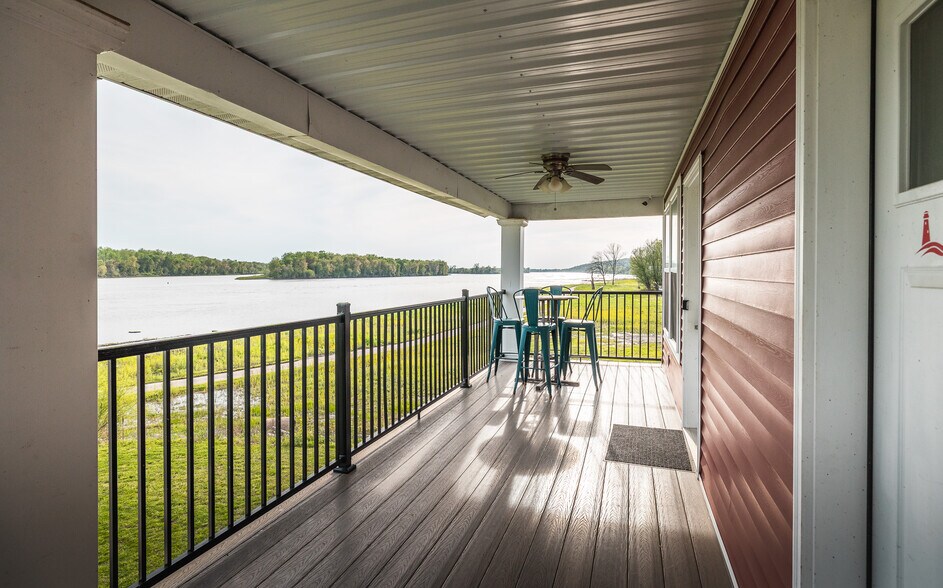 More Photos Of 1435 Main st, Grafton Specialty For Sale