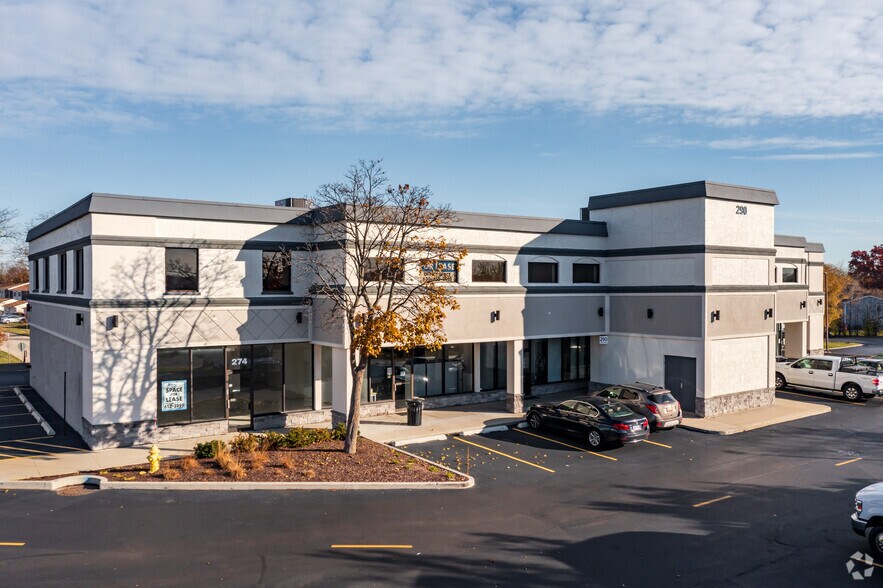 More Photos Of 240-292 Town Center Ln, Glendale Heights Unknown For Lease