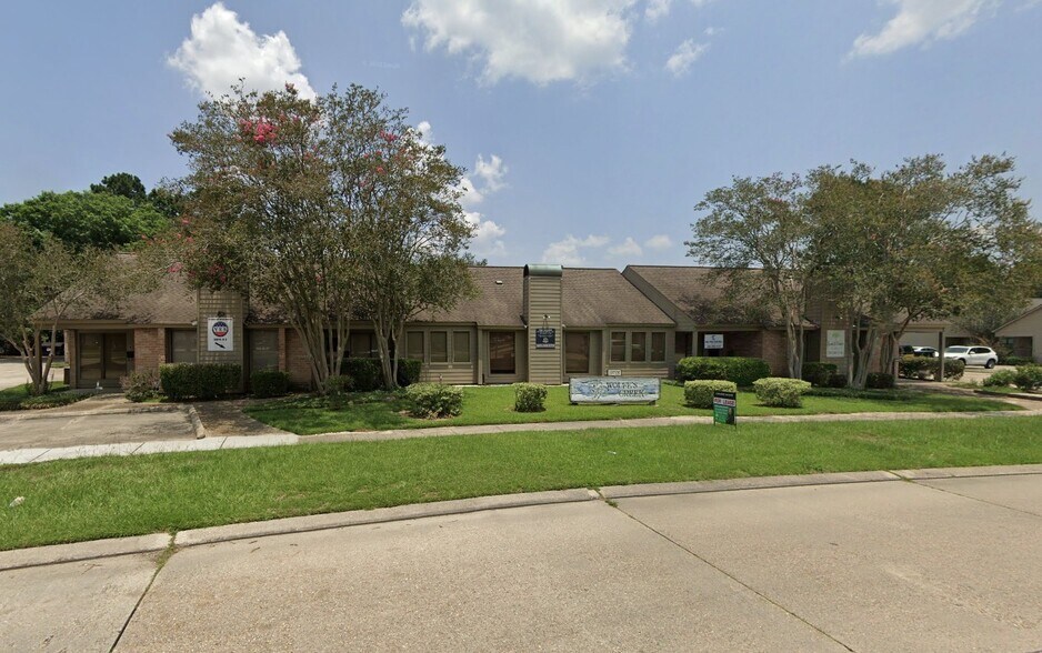 Primary Photo Of 11715 Bricksome Ave, Baton Rouge Office For Sale