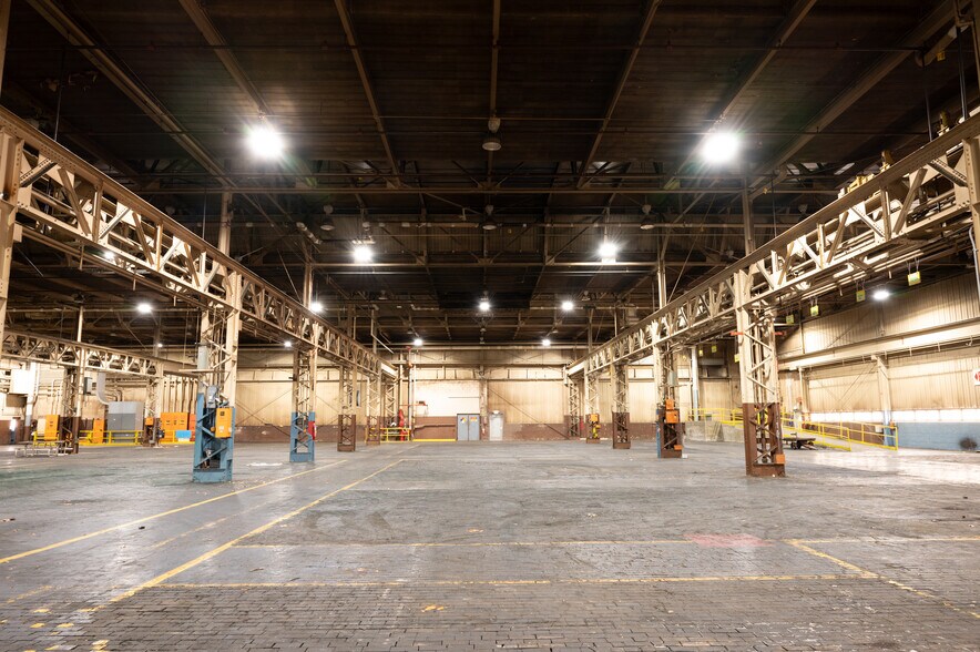 More Photos Of 4700B W Mitchell St, Milwaukee Unknown For Lease