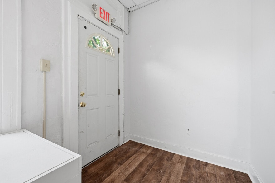 More Photos Of 350 Center Ave, Pittsburgh Office For Sale