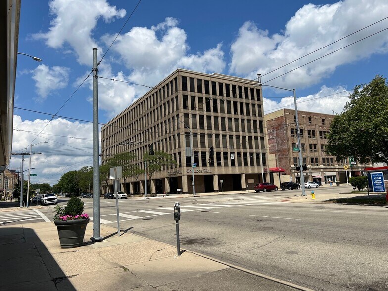 More Photos Of 33 W 1st St, Dayton Office For Lease