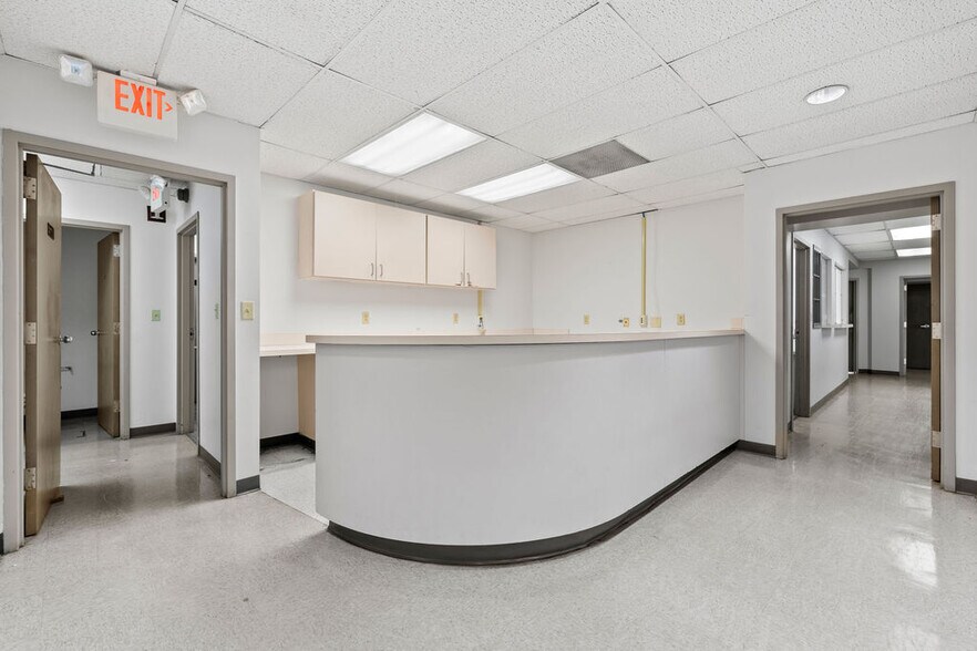 More Photos Of 315 Gill Ave, Knoxville Medical For Lease