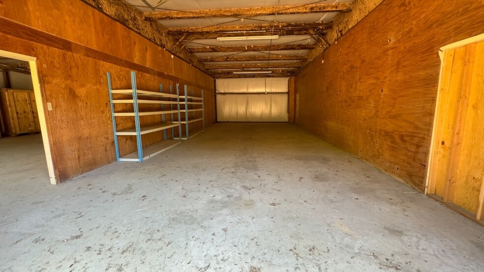 More Photos Of 4918 Profit Dr, Tyler Industrial For Lease