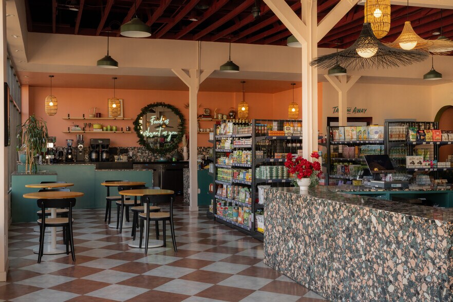Primary Photo Of 224-228 N Avenue 50, Los Angeles Storefront For Lease