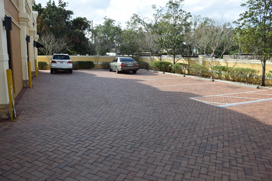 More Photos Of 1311 E Michigan St, Orlando Medical For Lease