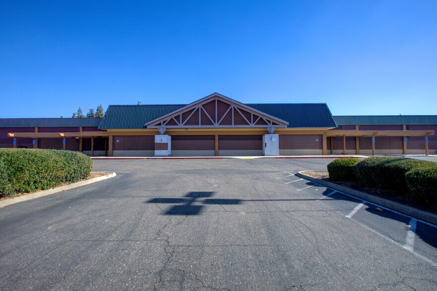 More Photos Of 2800 Sisk Rd, Modesto Storefront For Lease