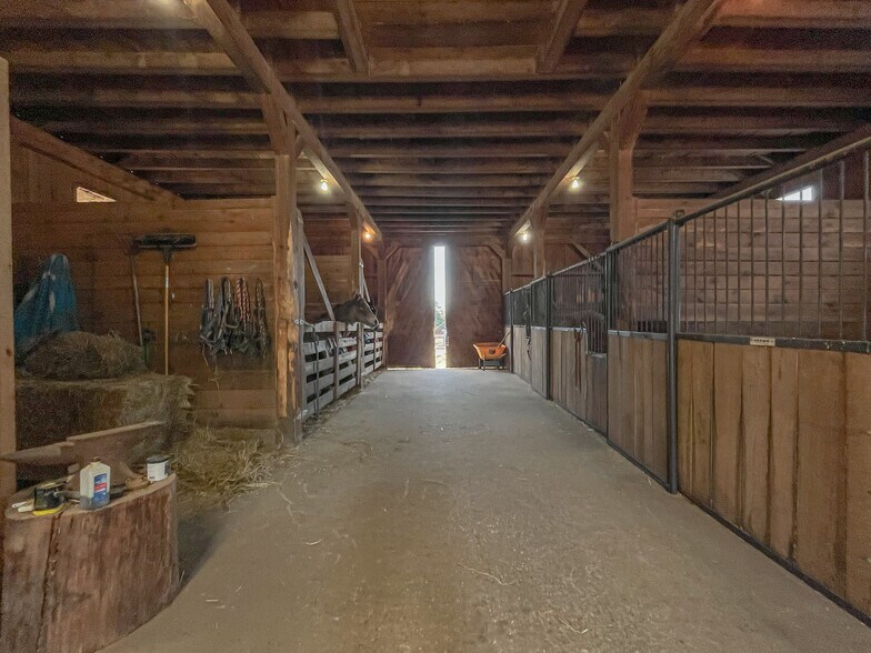 More Photos Of 668 Hollis Rd, Hollis Center Warehouse For Sale