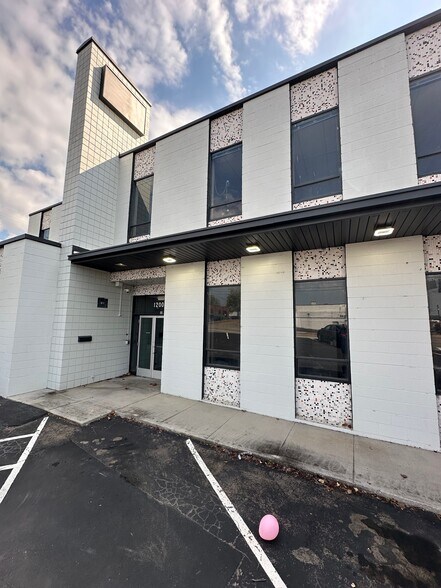 Primary Photo Of 1200 Mccalla Ave, Knoxville Office For Lease