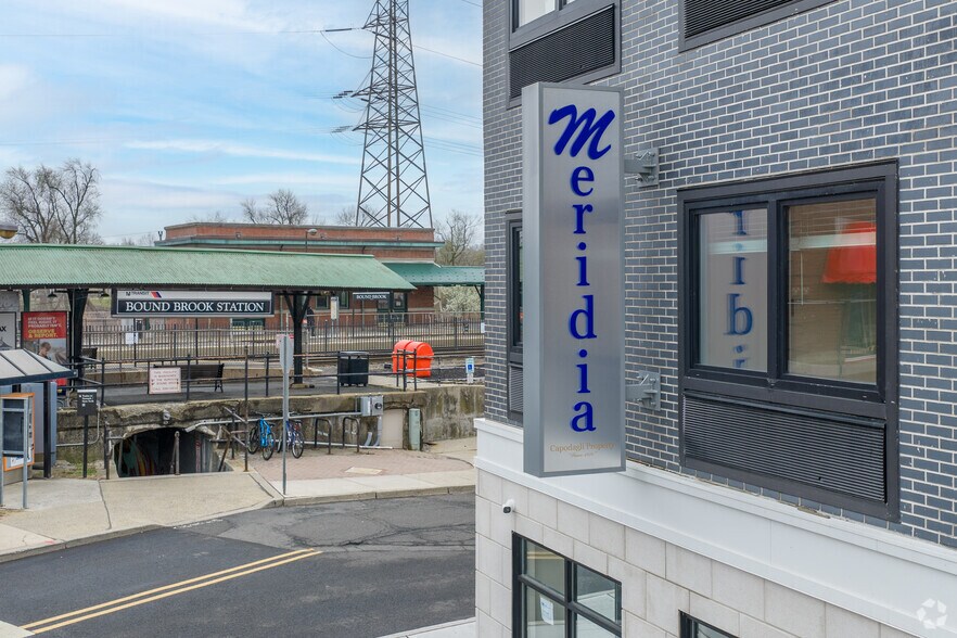 More Photos Of 300 E Main St, Bound Brook Apartments For Lease
