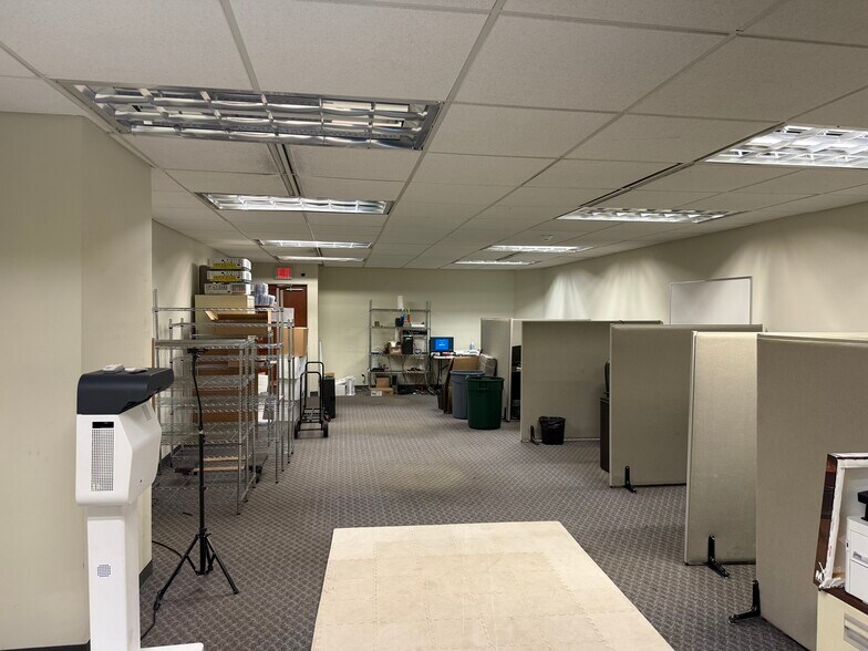 Primary Photo Of 80 Business Park Dr, Armonk Office For Lease