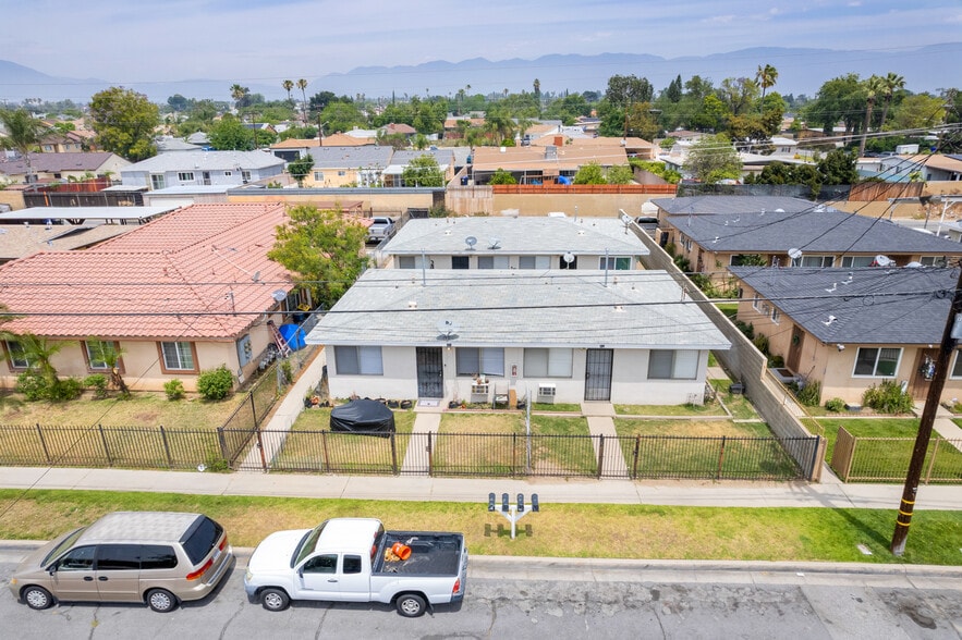More Photos Of 412 W Ramona Dr, Rialto Multifamily For Sale