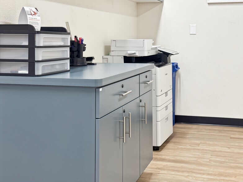 More Photos Of 1351 N Alma School Rd, Chandler Coworking Space