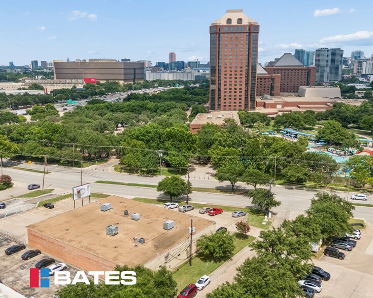 More Photos Of 1505 Wycliff Ave, Dallas Showroom For Lease