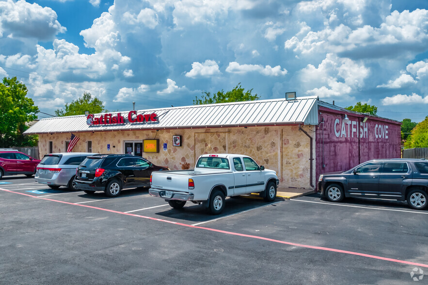 Primary Photo Of 3839 N Belt Line Rd, Mesquite Restaurant For Sale