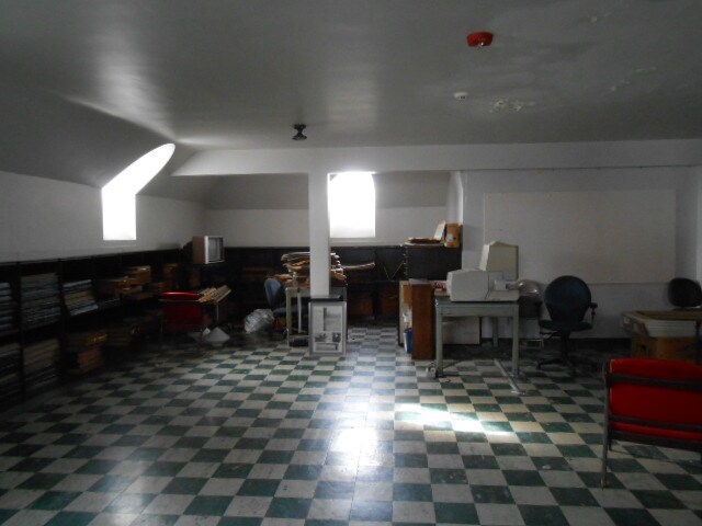 More Photos Of 50-62 W Main St, Chillicothe Office For Lease