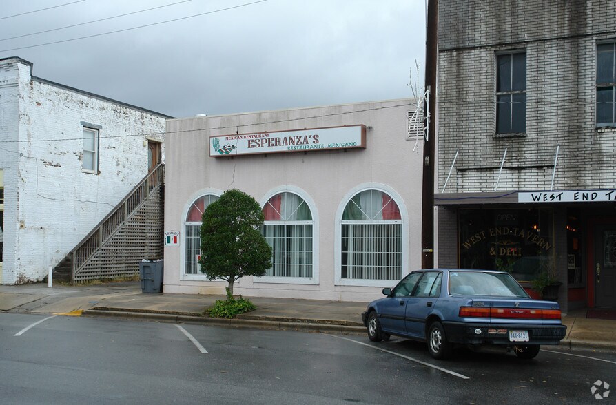 More Photos Of 110 W Fremont St, Burgaw Restaurant For Lease
