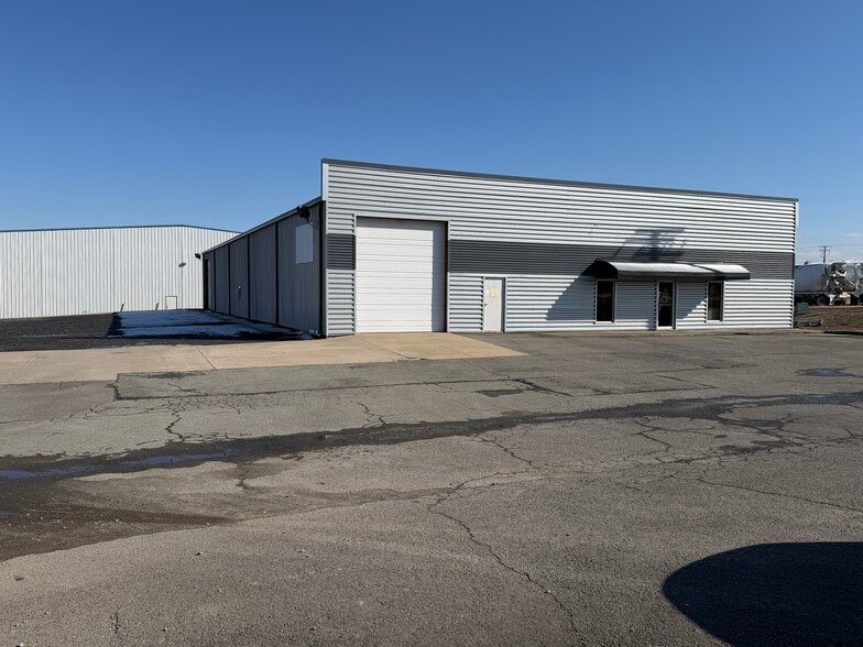 Primary Photo Of 170 Exchange Ave, Conway Warehouse For Lease