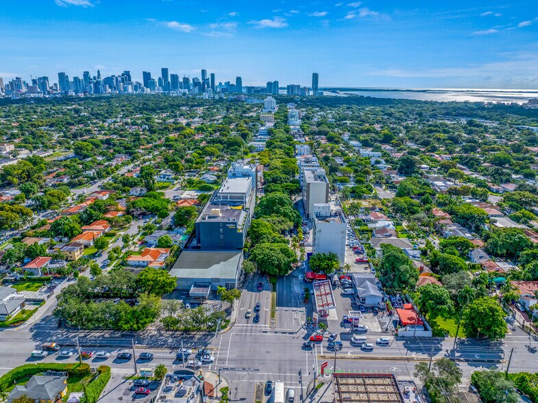 More Photos Of 2155-2159 SW 22nd St, Miami Office For Lease