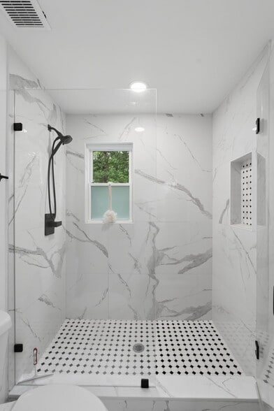 More Photos Of 12836 Cumming Hwy, Canton Flex For Sale
