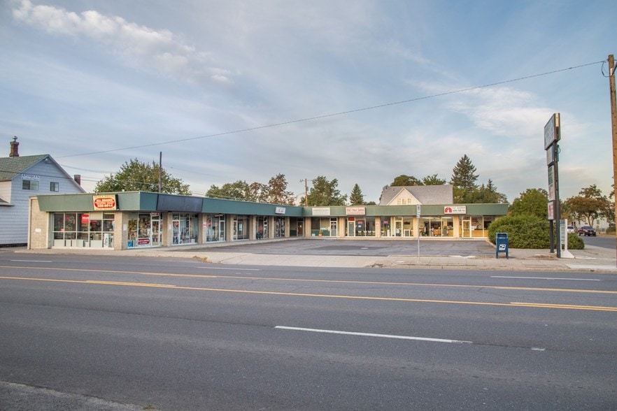 More Photos Of 2911-2929 N Monroe St, Spokane Unknown For Lease
