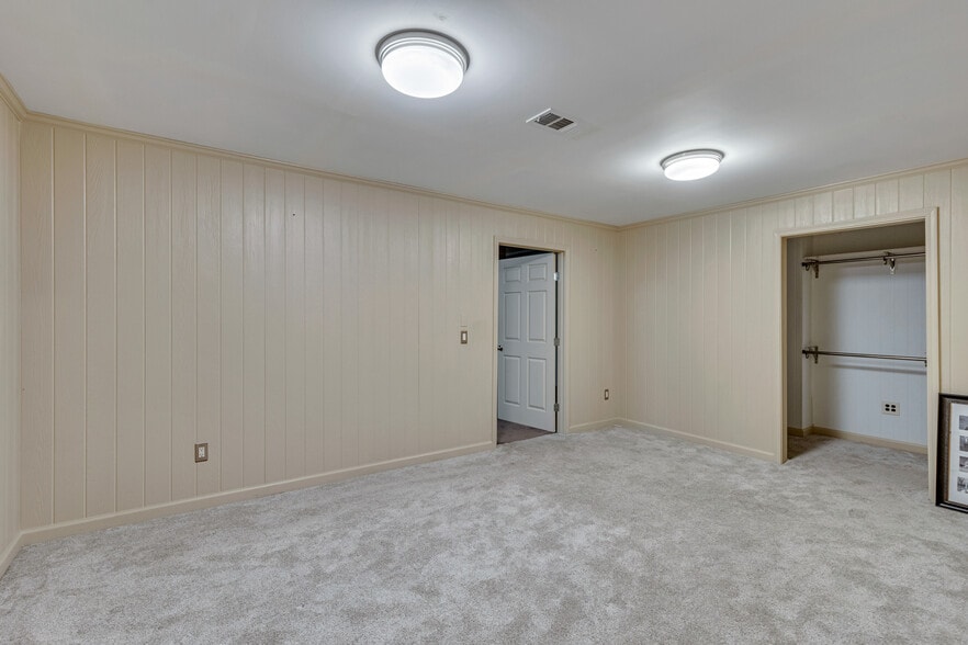 More Photos Of 15001 S Mills Rd, Gulfport Warehouse For Sale