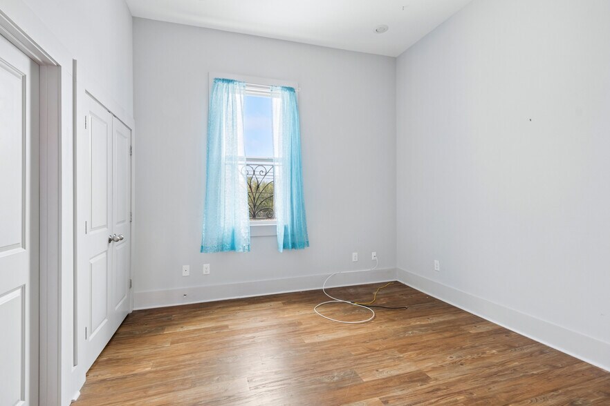 More Photos Of 2764 Orleans Ave, New Orleans Storefront Retail Residential For Sale