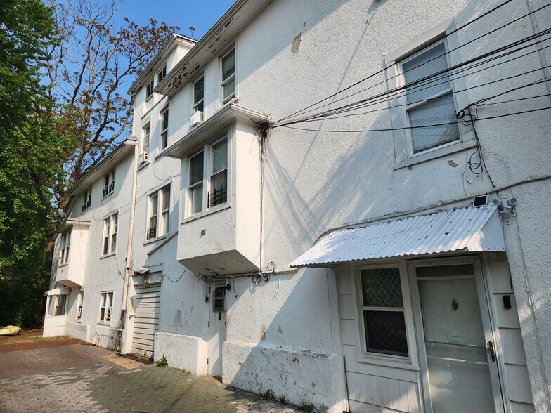More Photos Of 46 N Fulton Ave, Mount Vernon Apartments For Sale