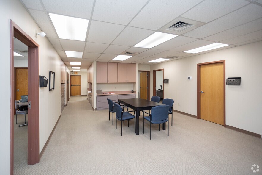 More Photos Of 201 Smith Dr, Cranberry Township Medical For Sale