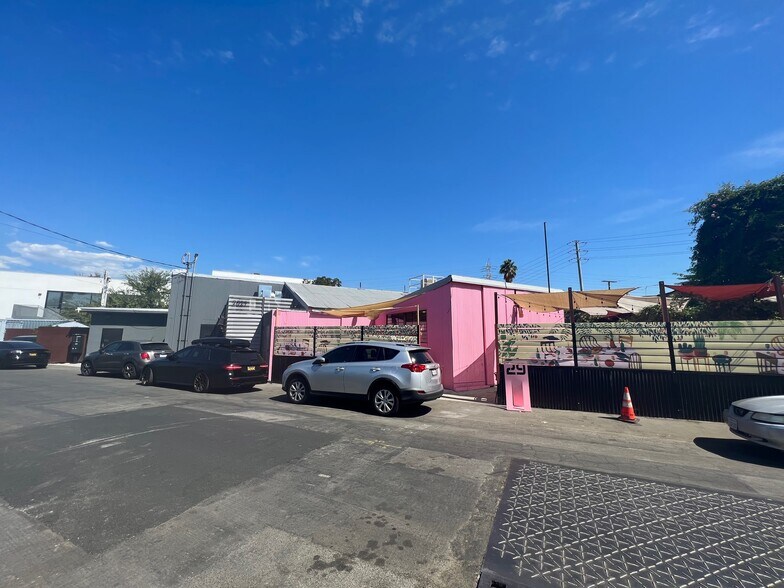 More Photos Of 2029 Blake Ave, Los Angeles Storefront Retail Office For Lease