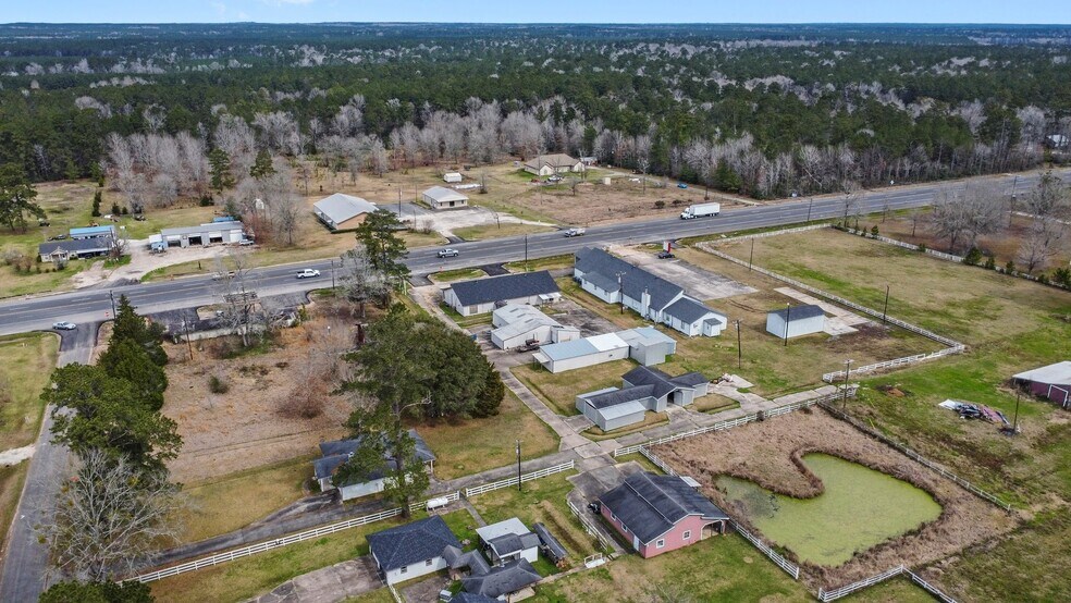 More Photos Of 6738 US Highway 190 E, Livingston Convenience Store For Sale